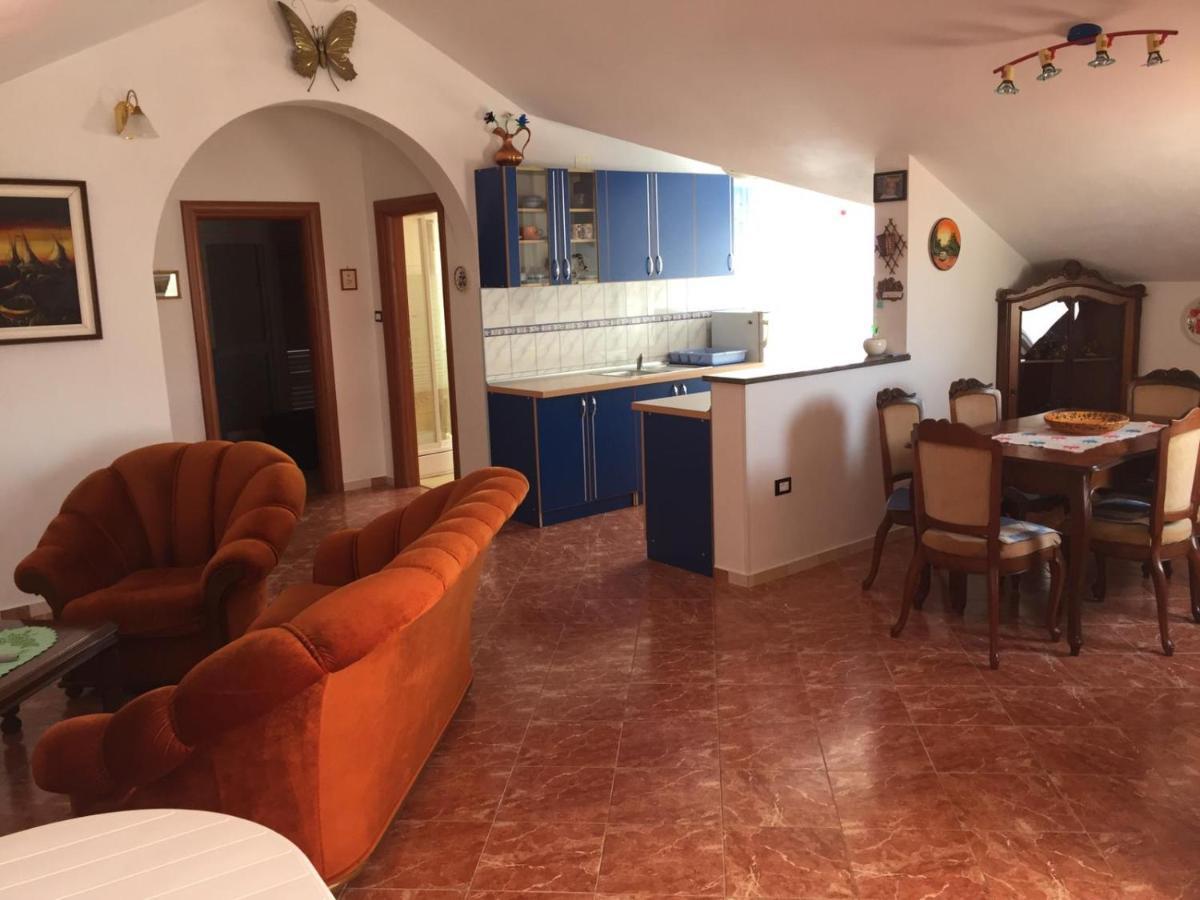 Lipovac Resort Ficus Bilice Dış mekan fotoğraf