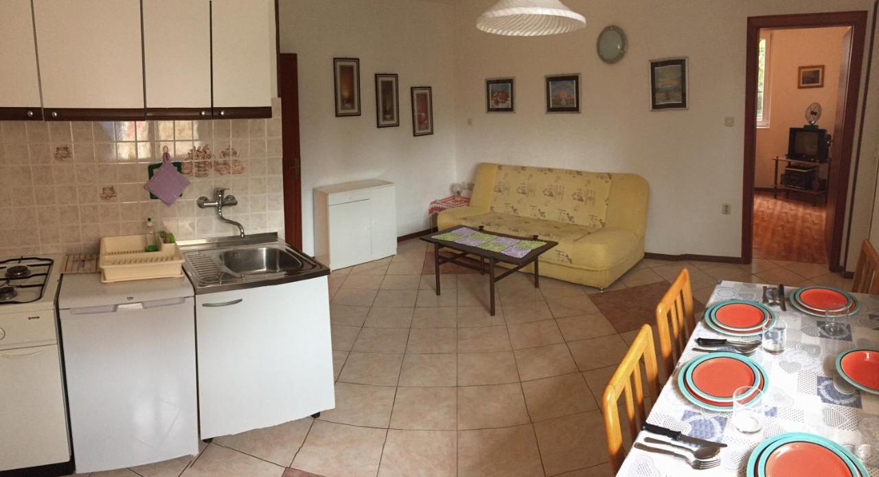 Lipovac Resort Ficus Bilice Dış mekan fotoğraf