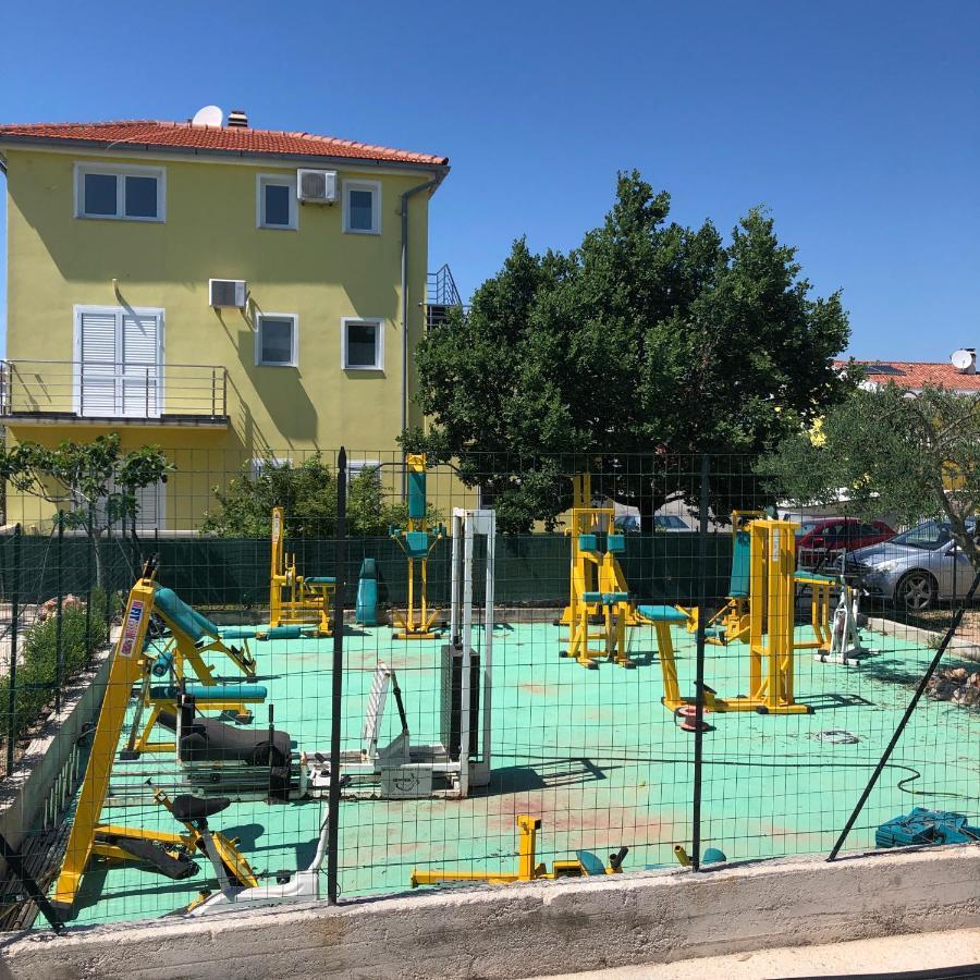 Lipovac Resort Ficus Bilice Dış mekan fotoğraf