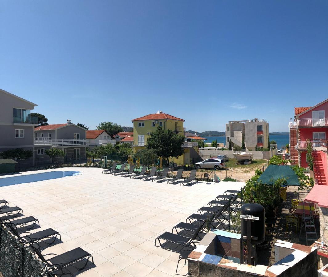 Lipovac Resort Ficus Bilice Dış mekan fotoğraf